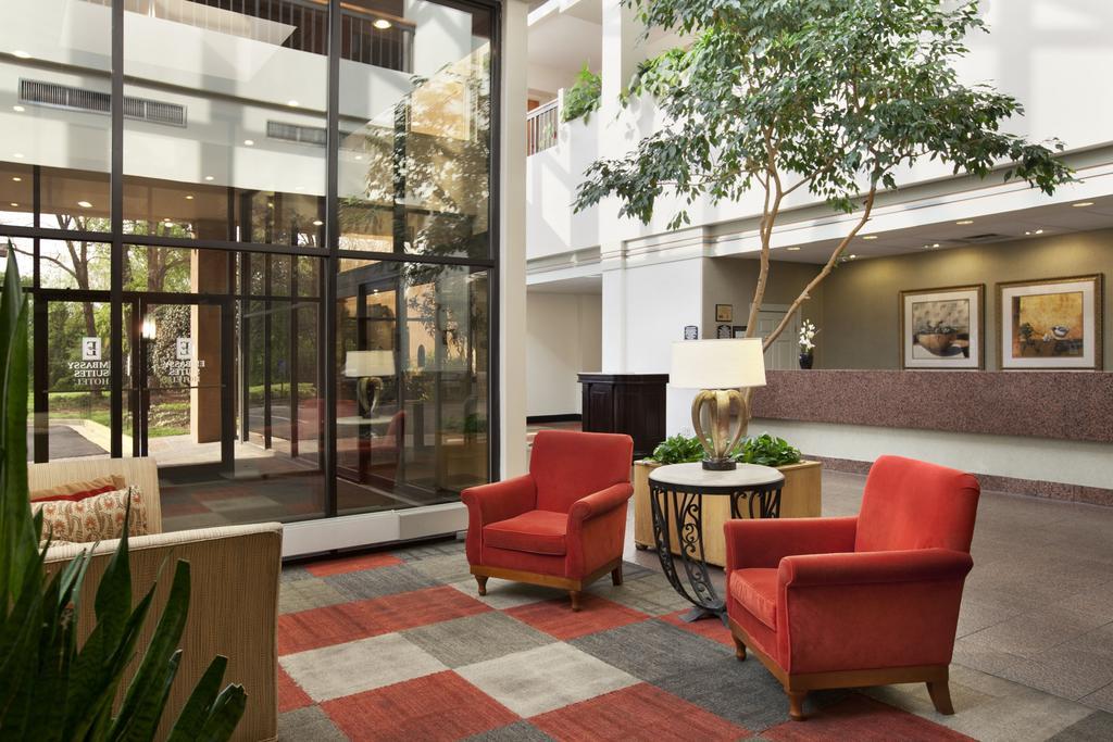 Embassy Suites By Hilton Atlanta Perimeter Center Exteriér fotografie
